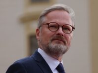 Чехія продовжить допомагати Україні й боєприпасами, і в інших формах, – прем’єр