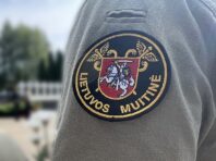 Сплели росіяни: Литва передасть ЗСУ вилучені з потягу “Калінінград-Москва” маскувальні сітки