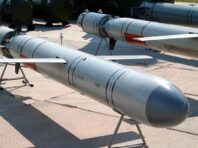 Росія вивела у Чорне море носія “Калібрів”