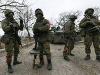 Росіяни кидають на штурми Вовчанська підрозділи без бойового досвіду, – ОТУ “Харків”