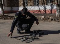 Росіяни атакували дронами вокзал у Сумській області, є поранені залізничники