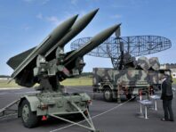 Іспанія передала Україні батарею ППО HAWK. Вона вже в Польщі