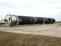 У Росії вибухнула міжконтинентальна ракета “Сатана” чи “Сармат”: супутникові знімки