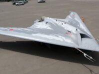 Літак чи дрон “Мисливець”? Що відомо про “дружній вогонь” РФ під Костянтинівкою