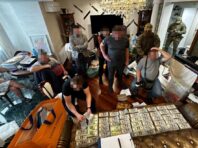 Керівницю Хмельницької МСЕК та її сина викрили на незаконному збагаченні на 6 млн доларів