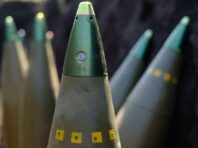 Україна та Чехія домовилися про виробництво артилерійських боєприпасів 155 мм калібру