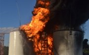 У Енгельсі РФ нафтобаза палає пʼятий день поспіль після атаки дронів