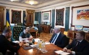 Україна допоможе стабілізувати ситуацію в Сирії. Зеленський провів спецнараду