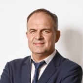 Віталій Кухарський