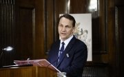 Сікорський знову поставив Путіна на місце