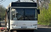 Росіяни вдарили дроном по автобусу у Марганці