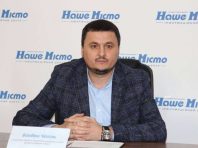 Богдан Чегіль з ДМС не має власного житла та авто, але роками безкоштовно користується майном третіх осіб